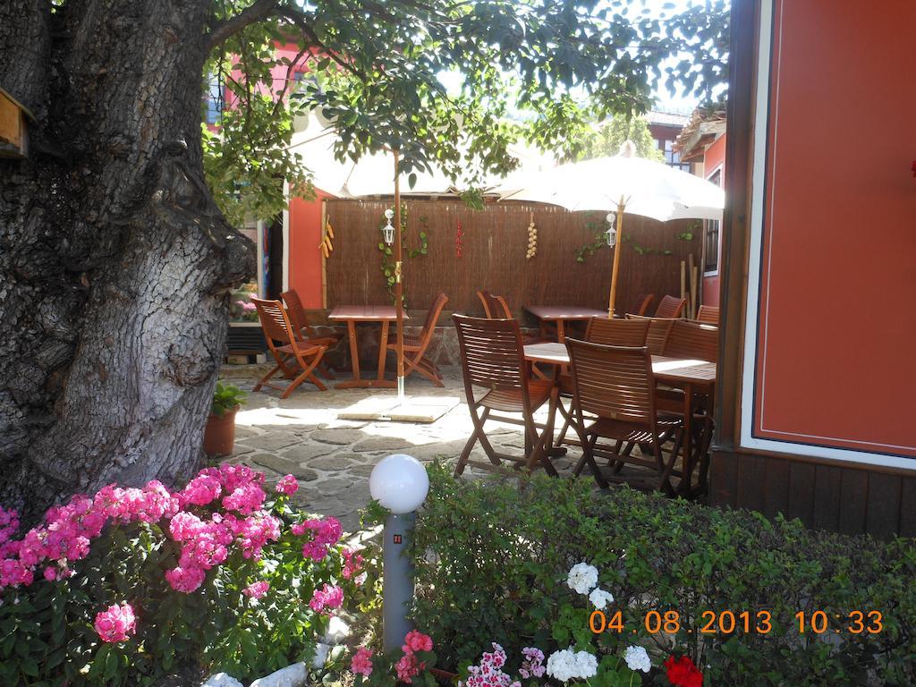 Family Hotel Kalina โคปริฟชทิทซา ภายนอก รูปภาพ