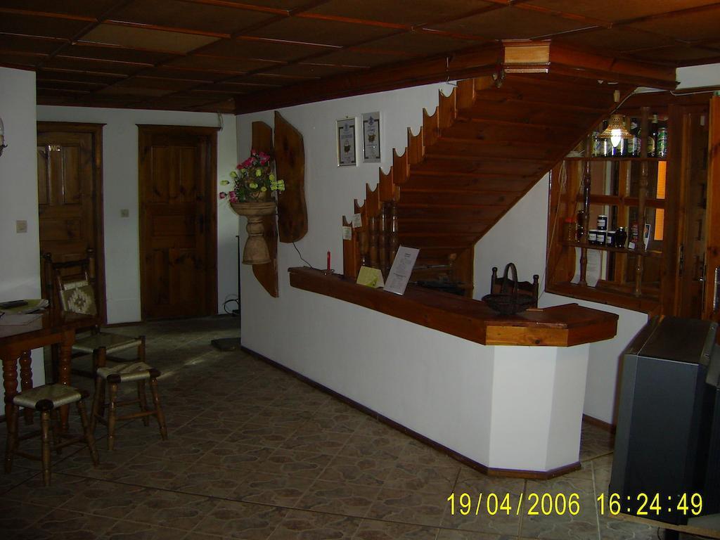 Family Hotel Kalina โคปริฟชทิทซา ภายนอก รูปภาพ