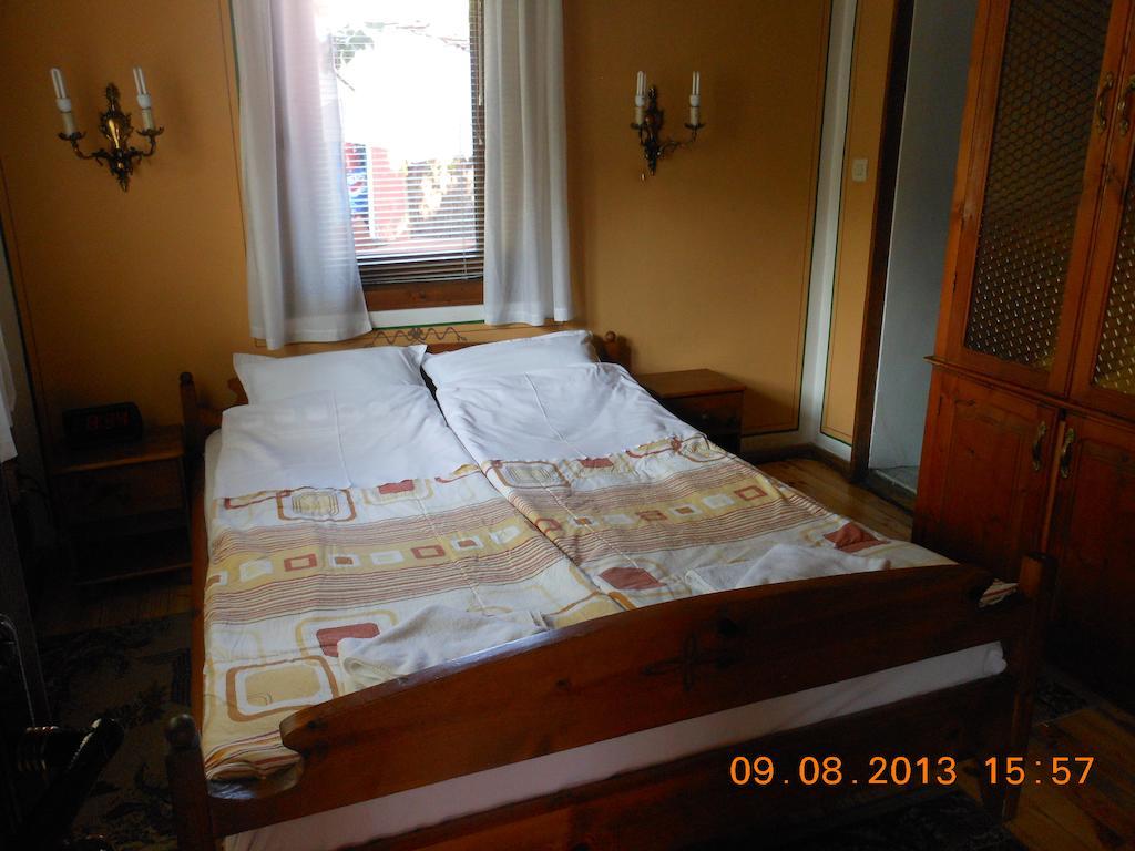 Family Hotel Kalina โคปริฟชทิทซา ห้อง รูปภาพ